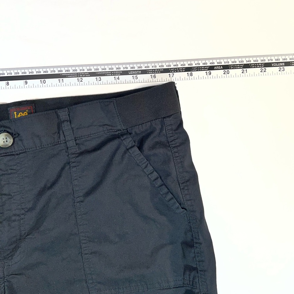 Women’s Lee Black Cropped Cargo Pants - Picture 7 of 10